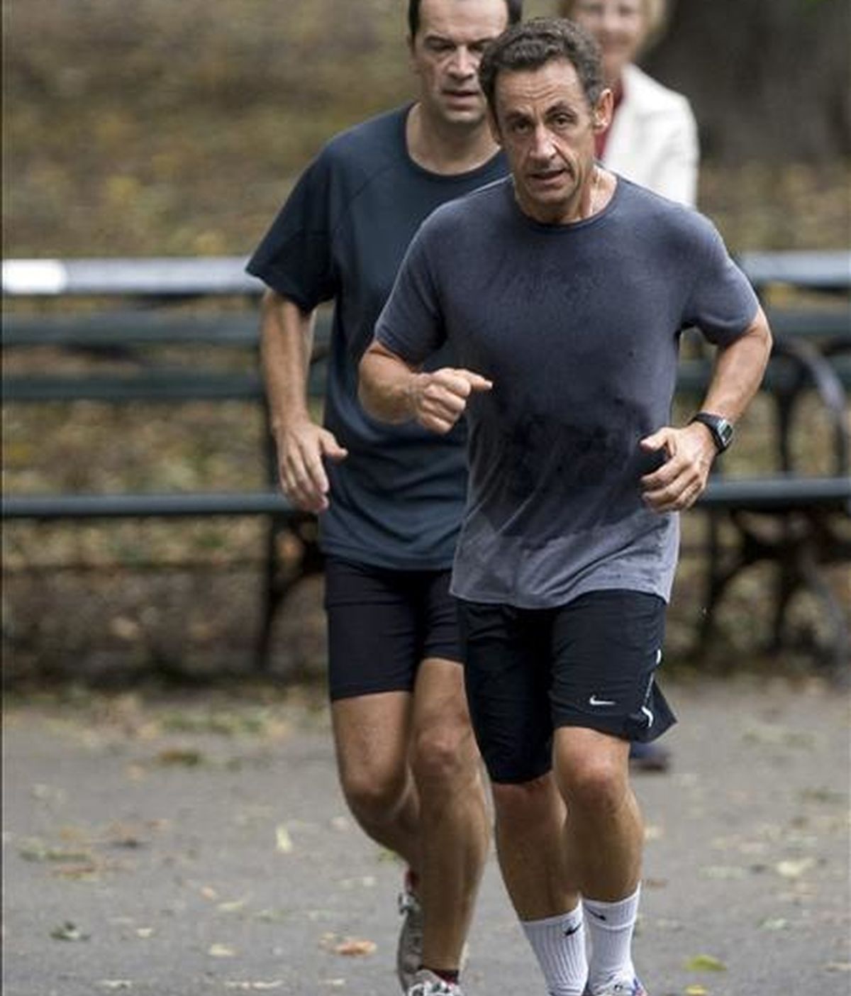 El presidente francés, Nicolás Sarkozy (d), haciendo deporte en Central Park, en Nueva York (EE.UU.). EFE/Archivo