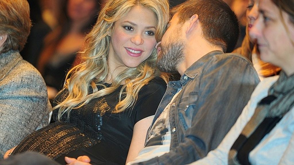 Shakira y Piqué estuvieron muy acaramelados durante todo el acto