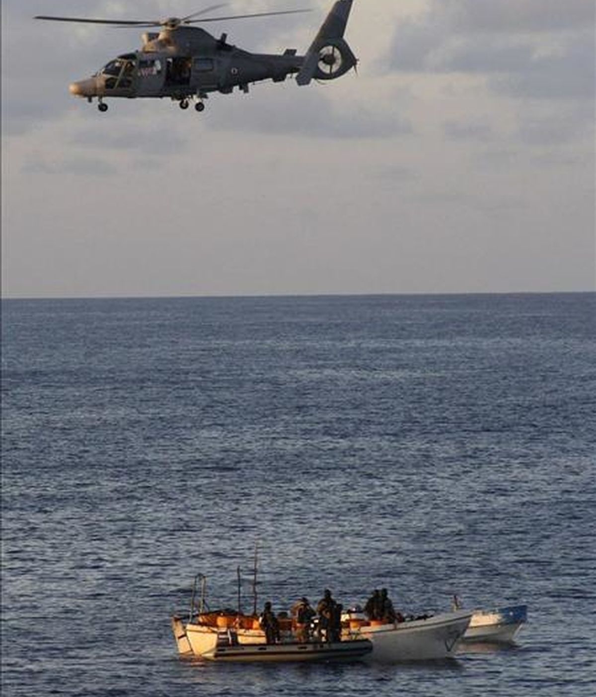 Fuerzas navales de la operación "Atalanta", desplegadas en la zona para evitar la piratería. EFE/Archivo