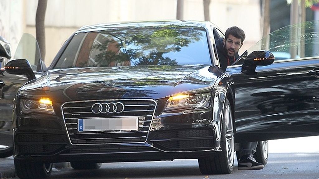 La cantante y el futbolista ya han comenzado la mudanza