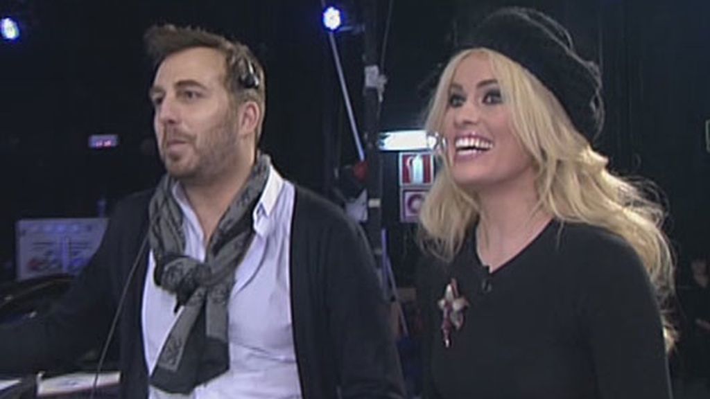 Adriana Abenia se va de rebajas...