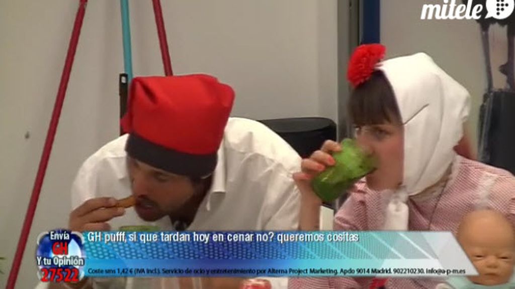 Las sevillanas no faltaron en la fiesta
