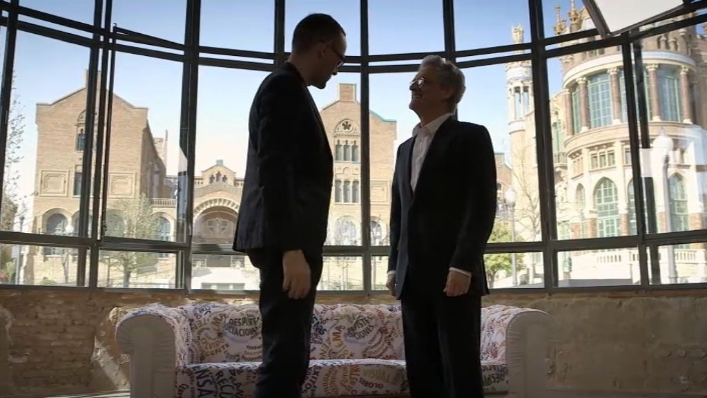 El psiquiatra charla con el publicista