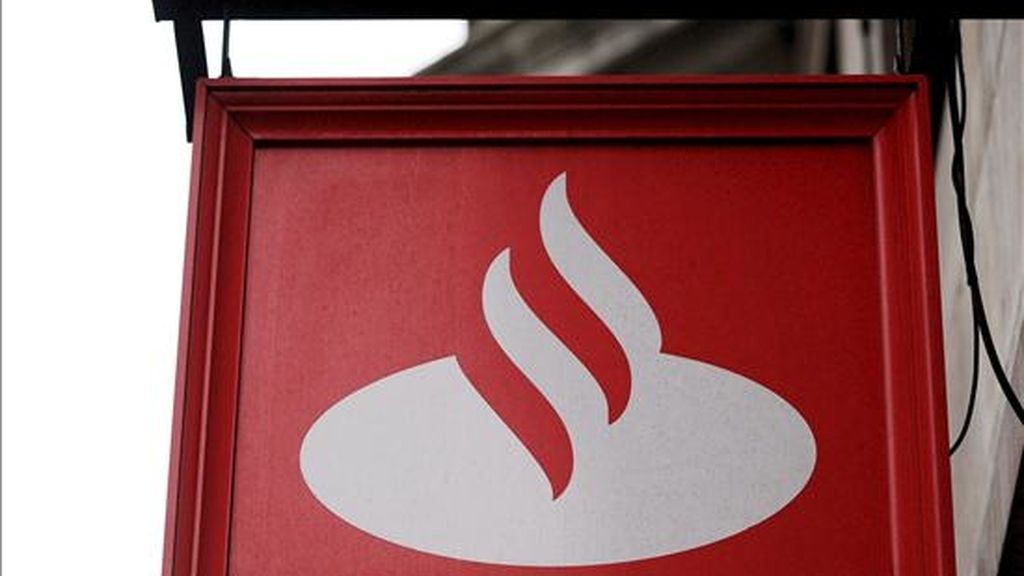 Está previsto que el próximo 3 de julio el Estado venezolano asuma el control del Banco de Venezuela, tras cancelar al Santander unos 630 millones de dólares. EFE/Archivo Está previsto que el próximo 3 de julio el Estado venezolano asuma el control del Banco de Venezuela, tras cancelar al Santander unos 630 millones de dólares. EFE/Archivo