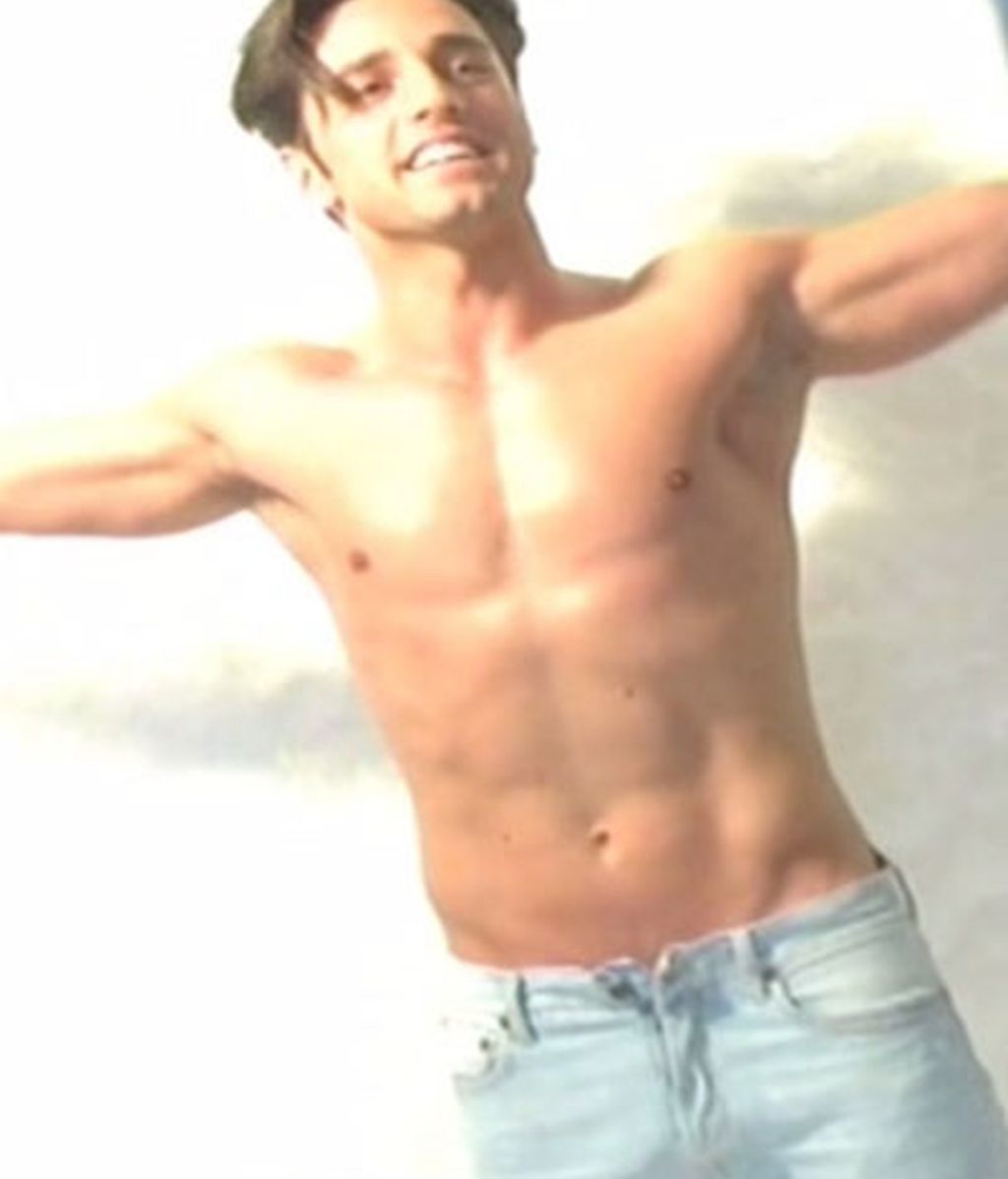 Bustamante, portada de Shangay