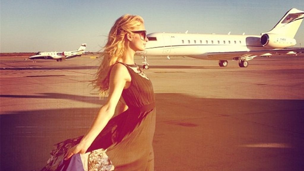 El postureo de Paris Hilton en Ibiza