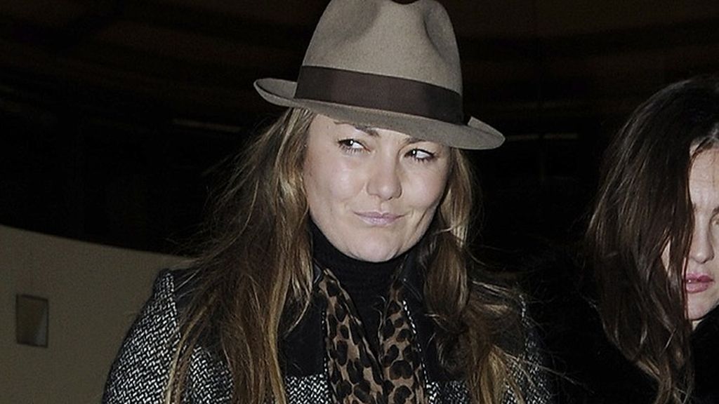 Amaya Montero, junto a la familia Guillén Cuervo