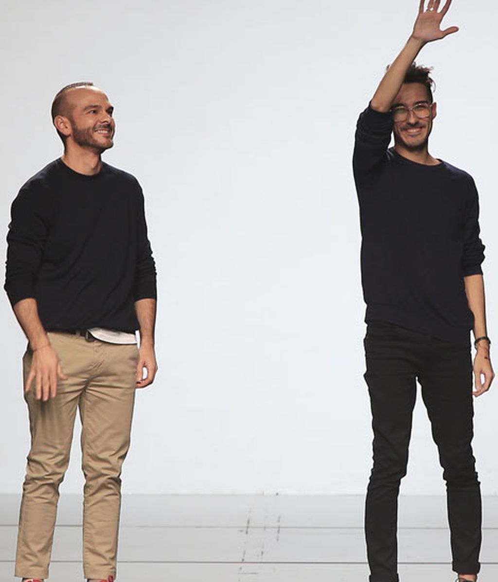 Sofisticación y elegancia en azules, rosas y burdeos