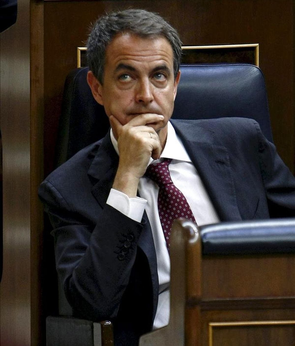 MD06 MADRID, 11/05/2011.- El presidente del Ejecutivo, José Luis Rodríguez Zapatero, durante la sesión de control al Gobierno que hoy celebra el Pleno del Congreso. EFE