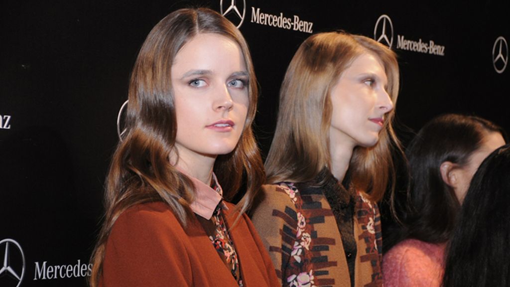 Las modelos de Ailanto, listas para desfilar con la nueva colección de los bilbaínos