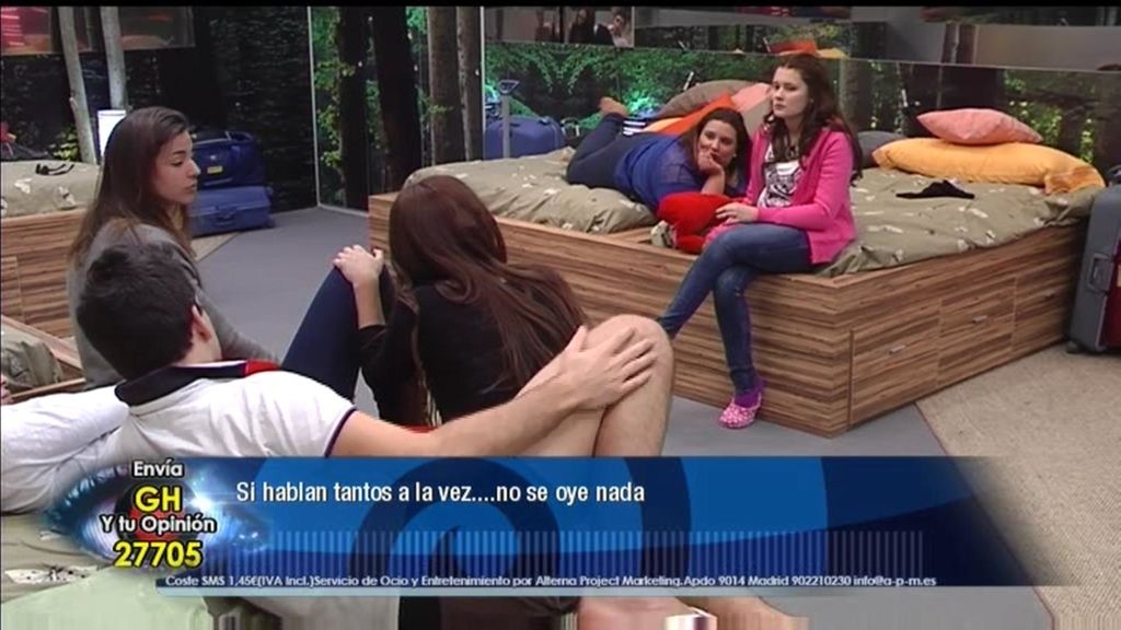 Sólo podrán separarse para ir al baño y al confesionario