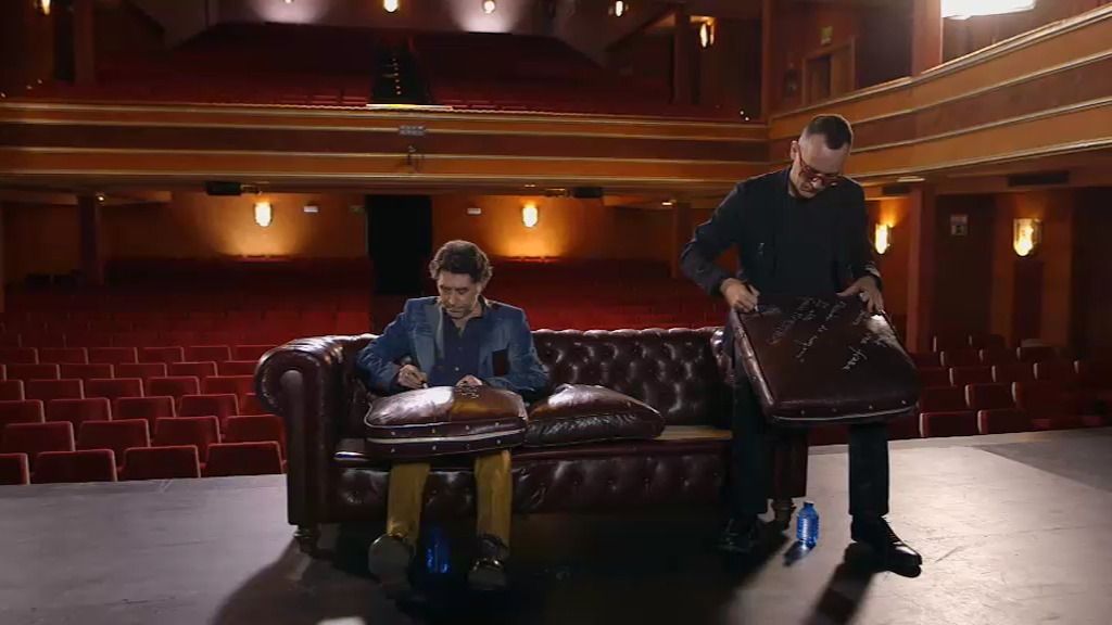 Sabina charla con Risto Mejide sobre un chester