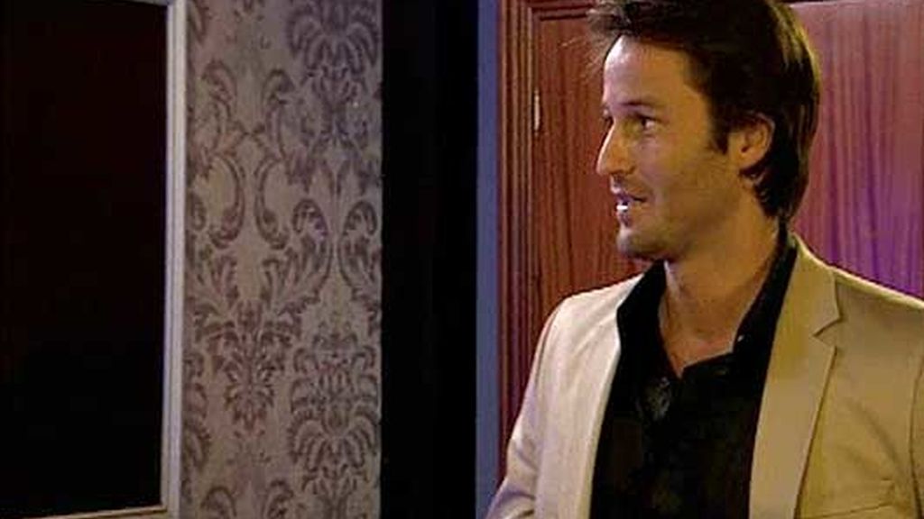 Jessi deja a Pablo tras decirle quién es