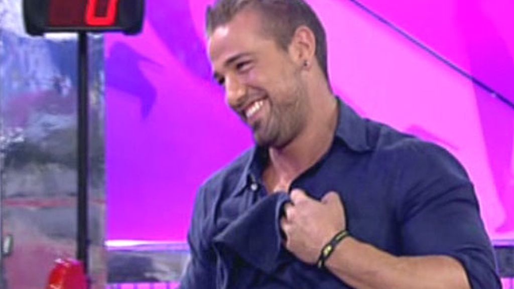 Rafa Mora excita a Karmele