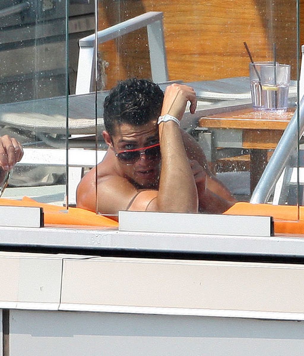 Cristiano Ronaldo, de bebé a superstar