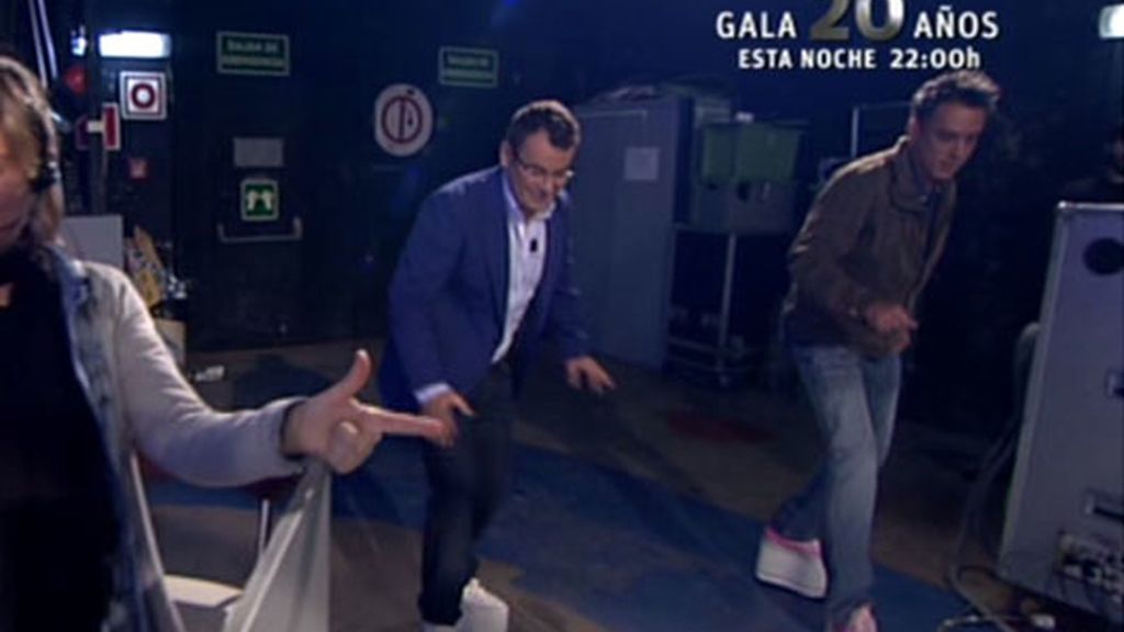 Josie cambia el look a los colaboradores de 'Sálvame'