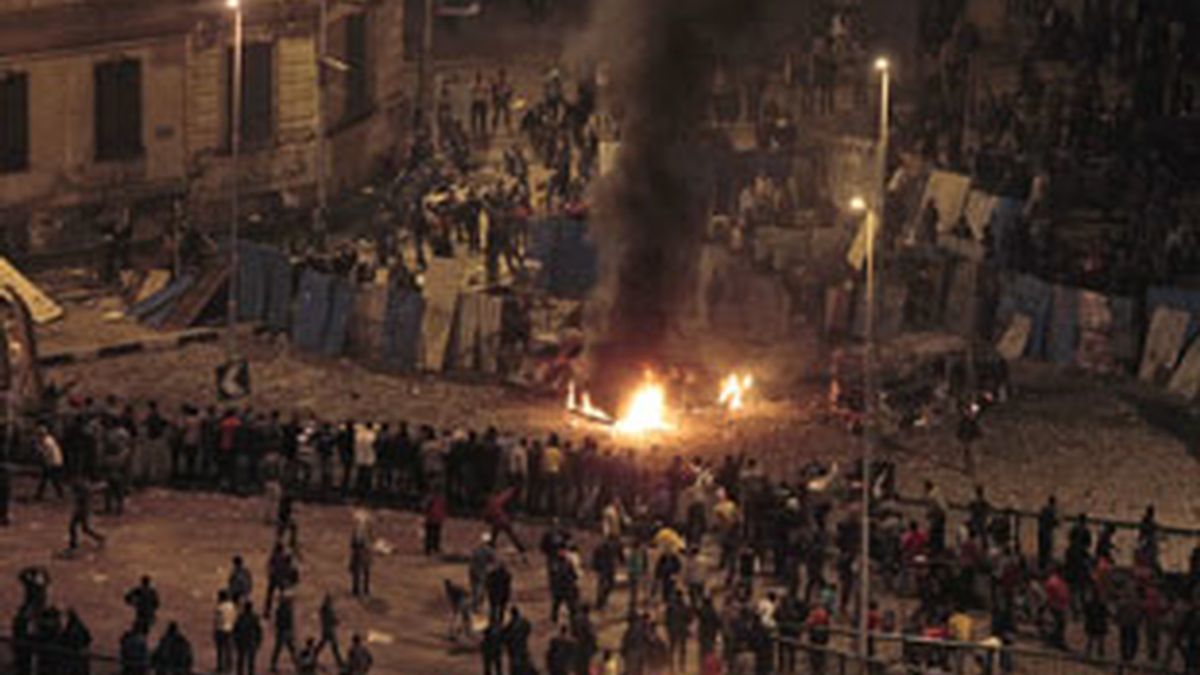 Duros enfrentamientos en la plaza de Tahir. Vídeo: Informativos Telecinco