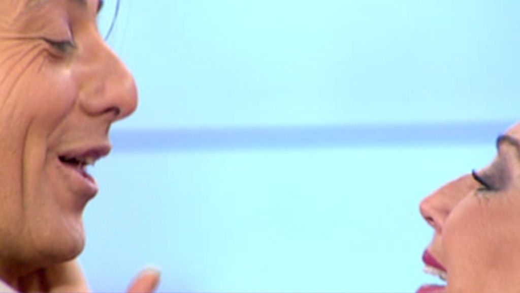 La reconciliación de Jaime Ostos Jr. y Consuelo Alcalá, su madre