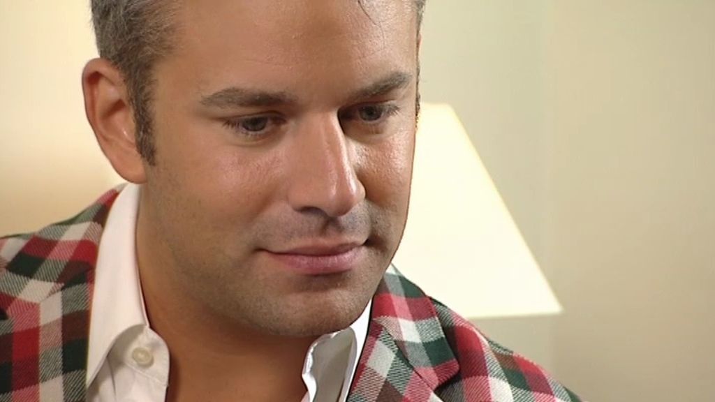 Las caras de sorpresa de Luis Ángel y su madre