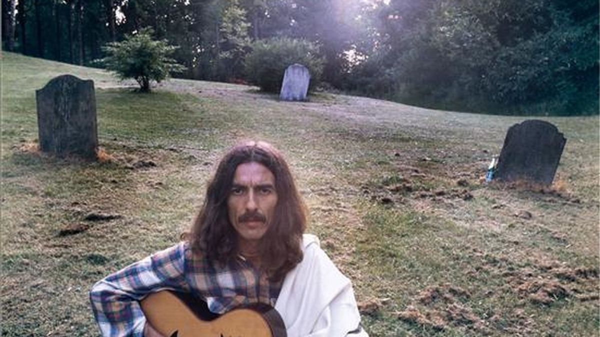 Foto de archivo (sin fecha) del ex componente del grupo musical The Beatles George Harrison, fallecido en 2001. EFE/Archivo