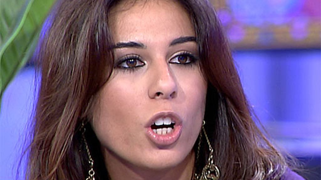 El primer día de Indhira en el trono