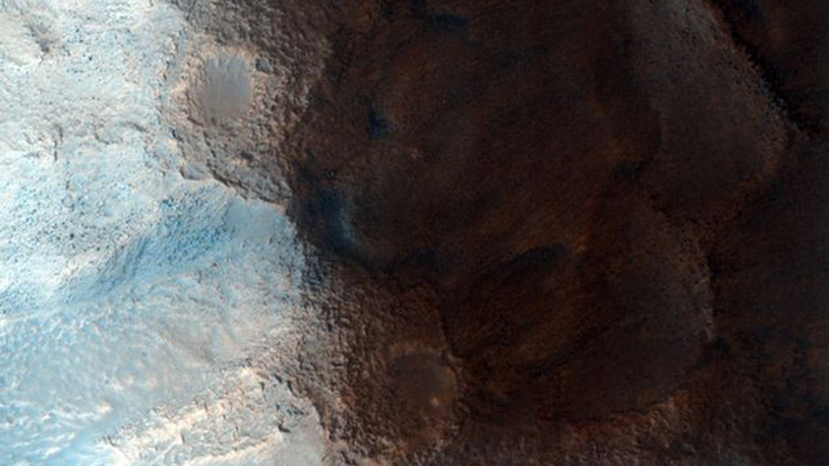 Imagen más reciente de la 'Cara de Marte' tomada por la cámara de alta definición dela Nasa, HiRISE.