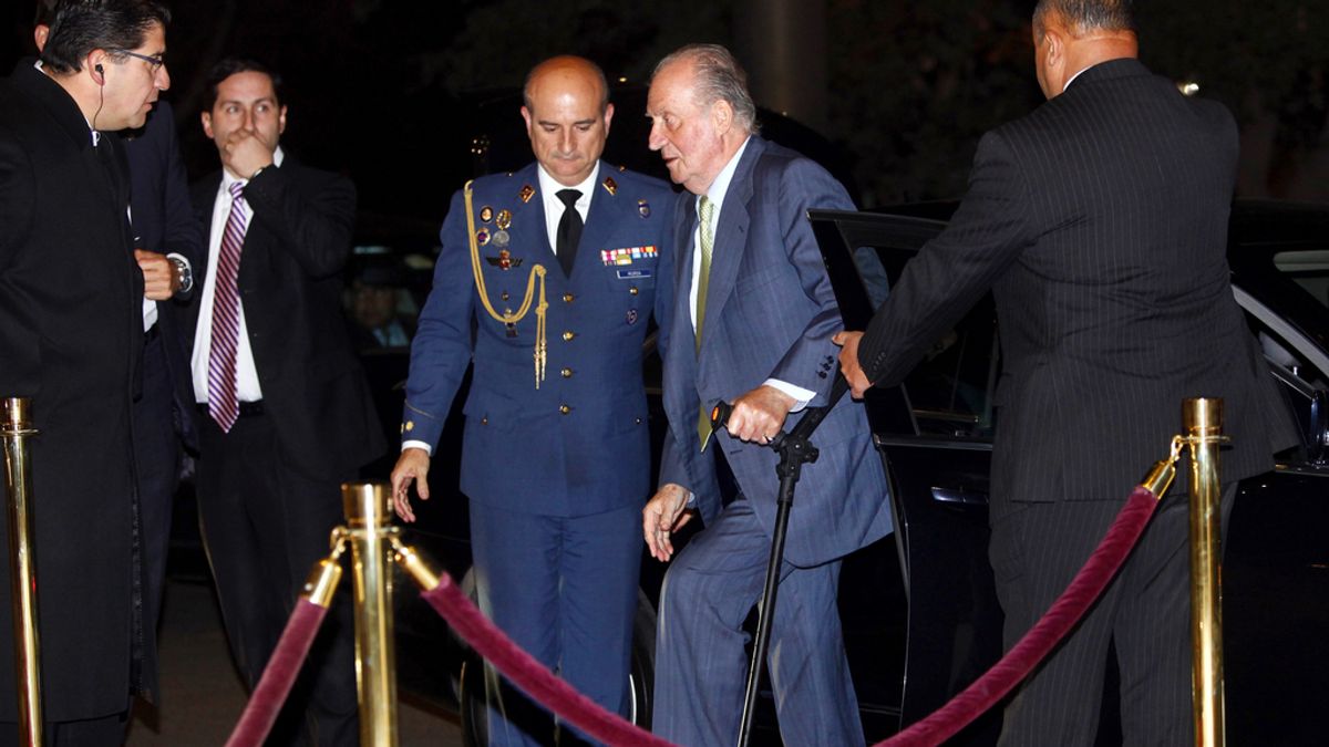 El Rey Don Juan Carlos llega a Chile