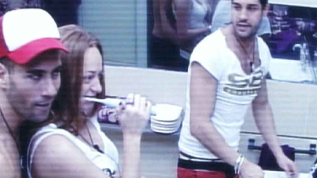 Nuevo triángulo amoroso en la repesca