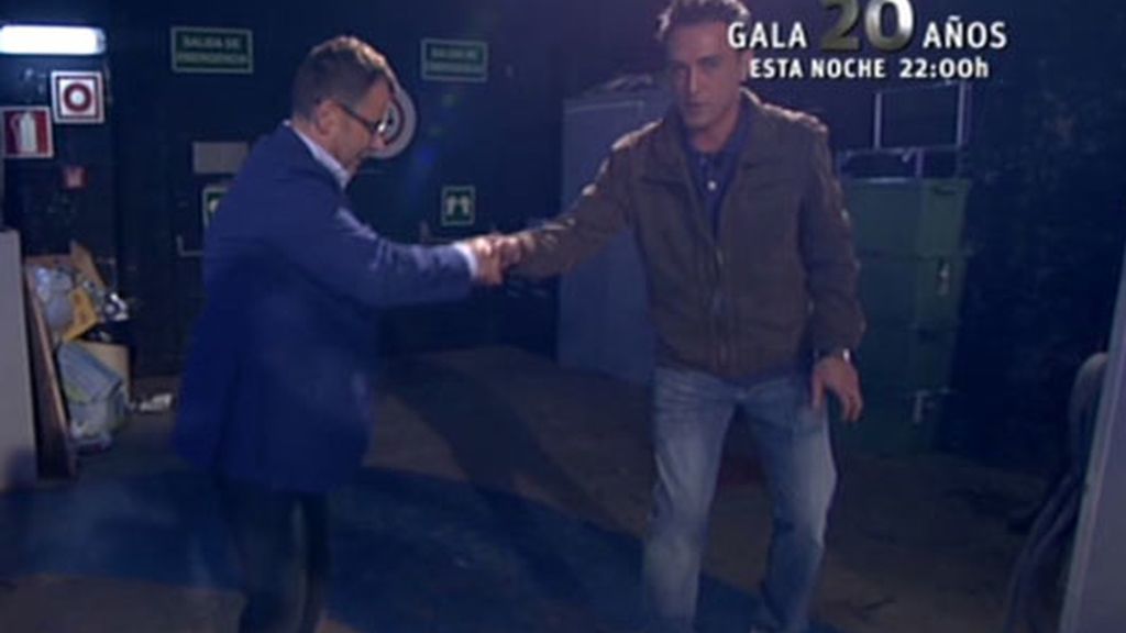 Josie cambia el look a los colaboradores de 'Sálvame'