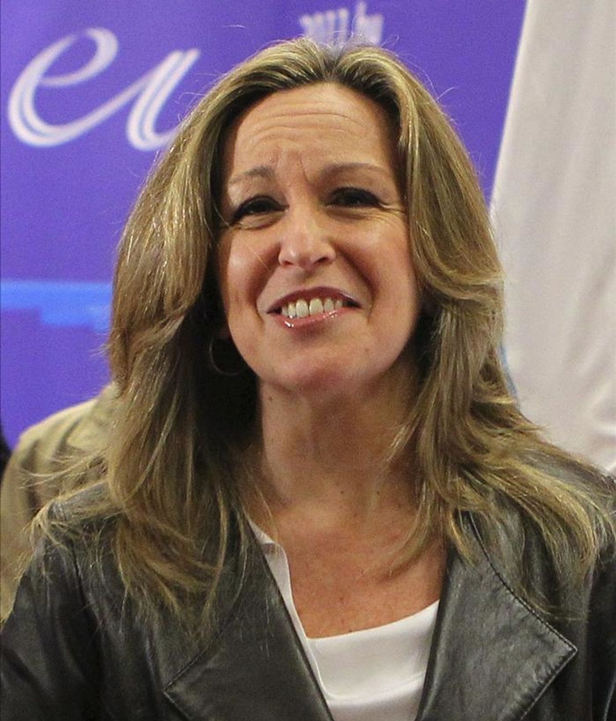 La ministra española de Asuntos Exteriores, Trinidad Jiménez, sonríe a su llegada hoy a la reunión de ministros de Exteriores de la Unión Europea celebrada en la sede del Consejo Europeo en Bruselas (Bélgica). EFE La ministra española de Asuntos Exteriores, Trinidad Jiménez, sonríe a su llegada hoy a la reunión de ministros de Exteriores de la Unión Europea celebrada en la sede del Consejo Europeo en Bruselas (Bélgica). EFE