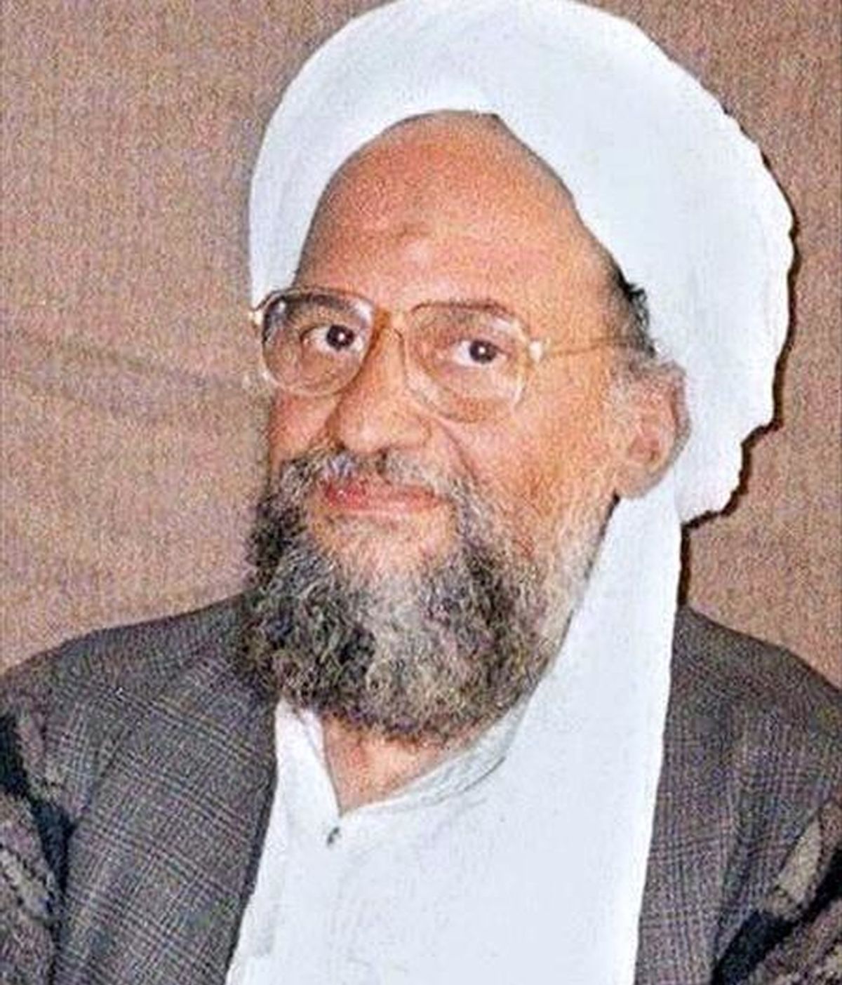 El considerado "número dos" de la red terrorista Al Qaeda, Ayman al Zawahiri. EFE/Archivo