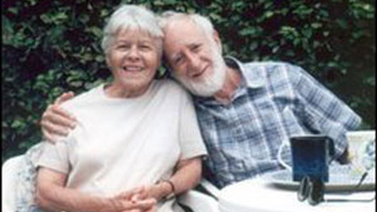 Dennis y Flora Milne, en una imagen de la familia. Foto: BBC