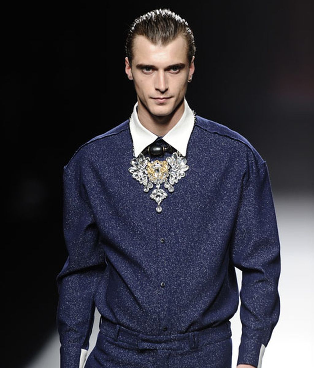 Los abrigos, protagonistas en la primera parte del desfile