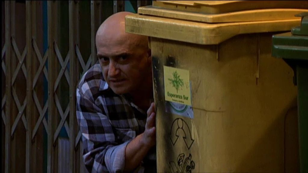 Fidel ayuda a Barajas en su conquista sin saber que su objetivo es Soraya