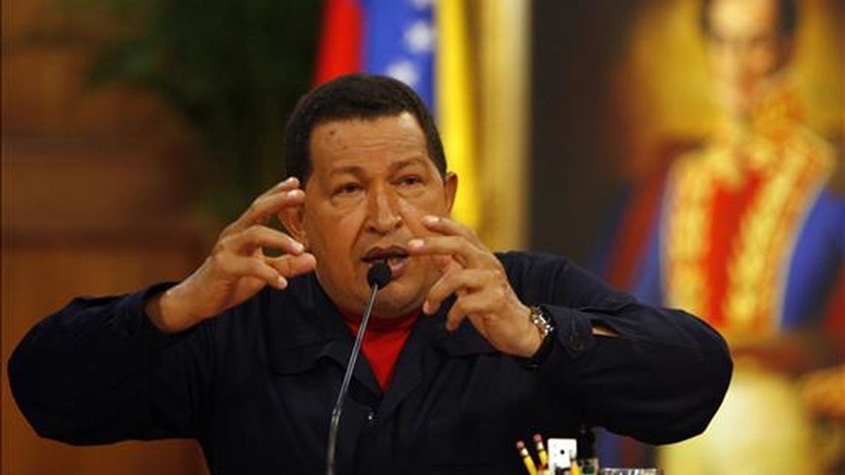 El presidente venezolano, Hugo Chávez, declaró: "Anuncio que estaremos el 26 de julio en la Cuba revolucionaria, en ese gran día que es el aniversario del asalto al cuartel Moncada, con Raúl, con Fidel, con el pueblo cubano". EFE/Archivo