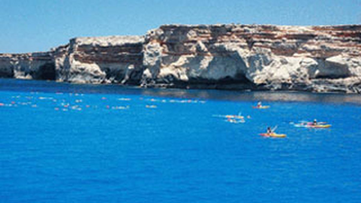 'Respiralia', un concurso a nado en la isla de Formentera