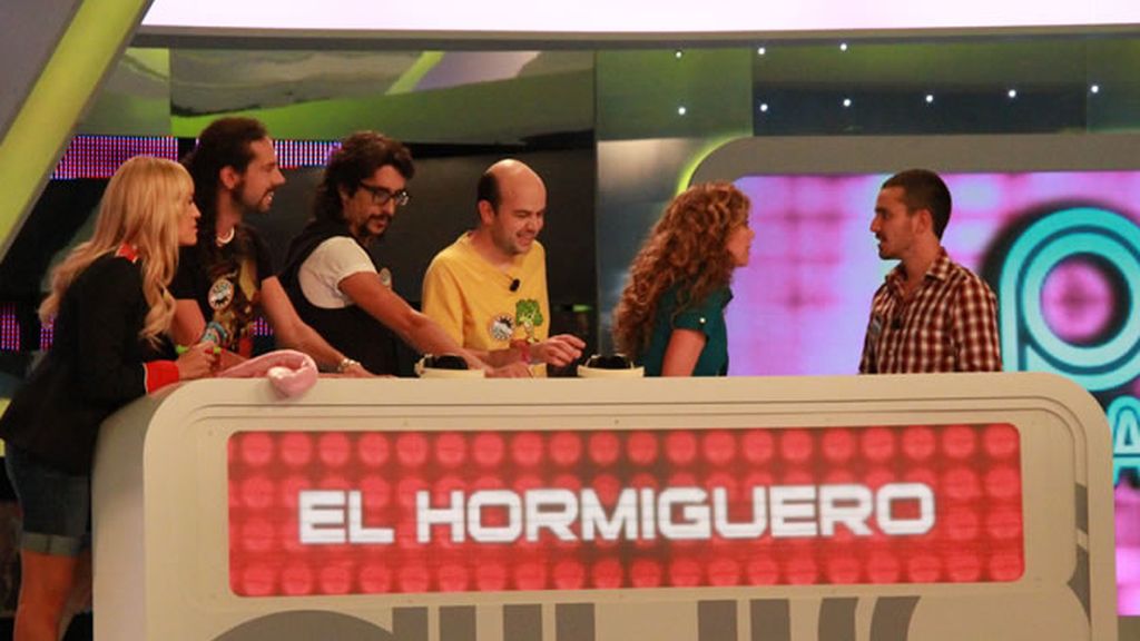 Raquel 'pasa la pista'