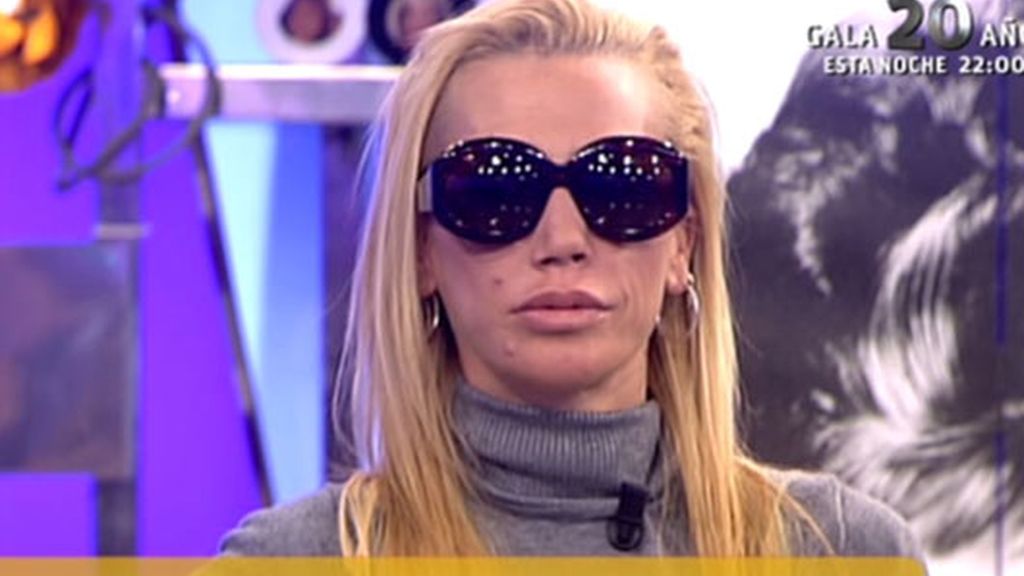 Josie cambia el look a los colaboradores de 'Sálvame'