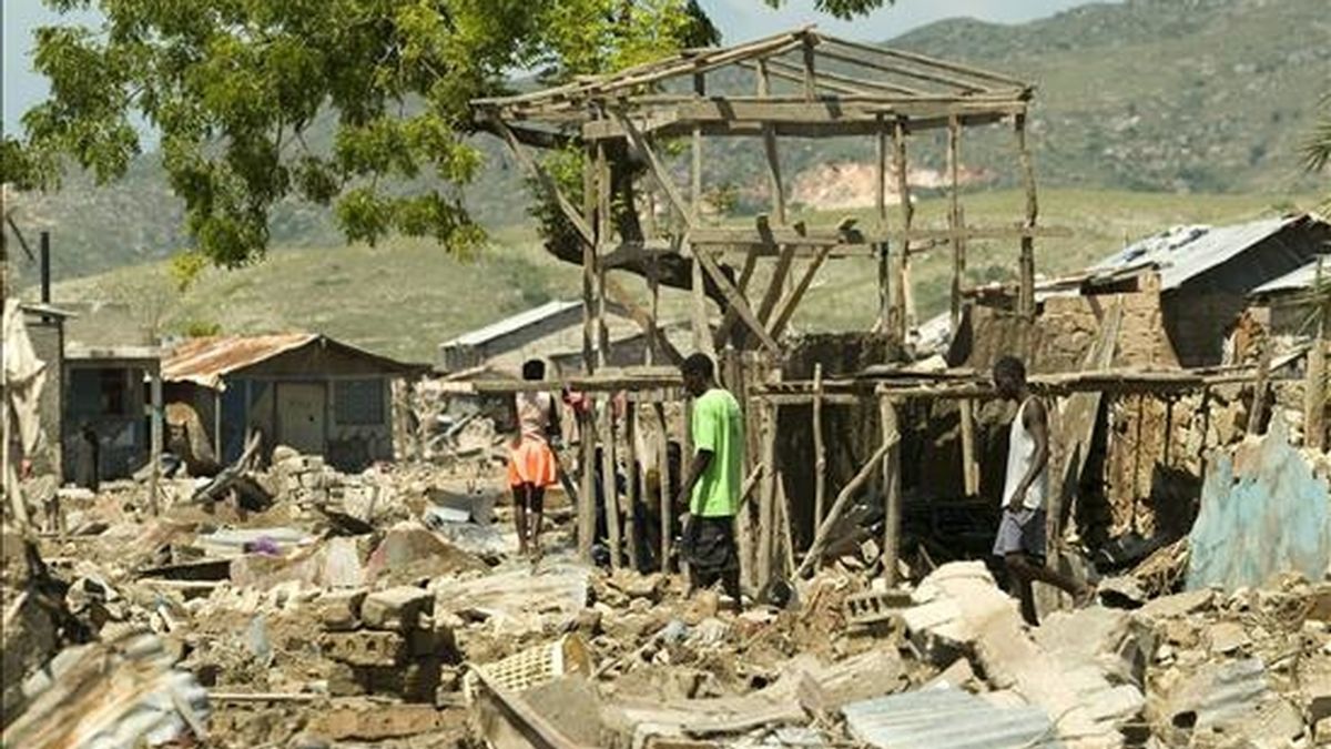 Haití sufrió grandes tormentas tropicales en el 2008 y graves revueltas debido al incremento en el precio de los alimentos y los combustibles. EFE/Archivo