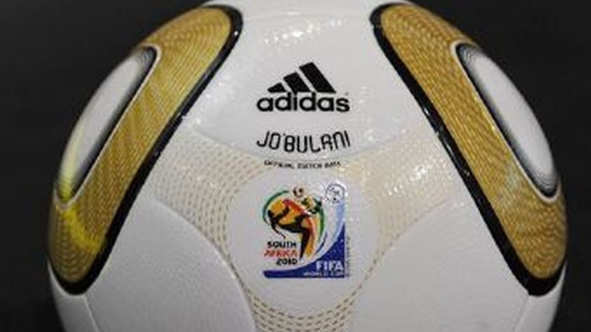 El polémico balón con el que se juegan los partidos del Mundial de Sudáfrica 2010.
