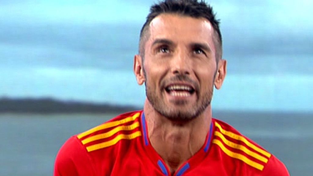 Jesús celebra la victoria de España