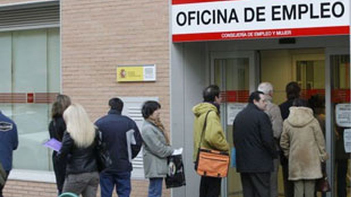 El BBVA dice que este año se creará empleo por primera vez desde el inicio de la crisis. El BBVA dice que este año se creará empleo por primera vez desde el inicio de la crisis.