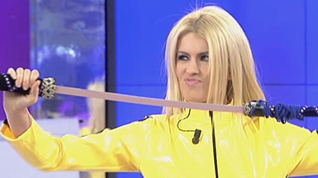 Adriana Abenia a lo Uma Thurman