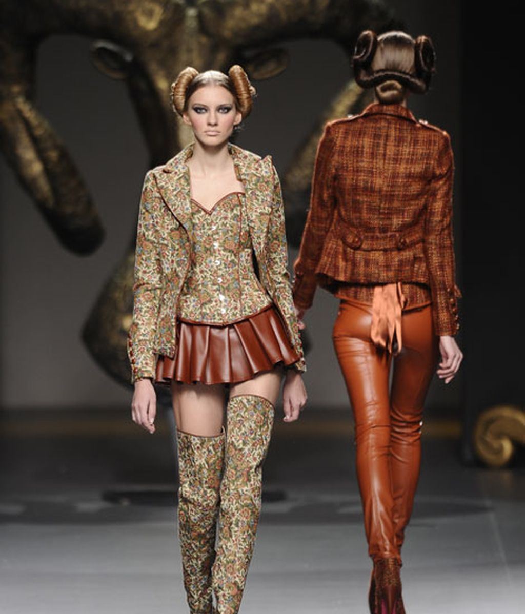 Corsés llenos de potencia e imaginación