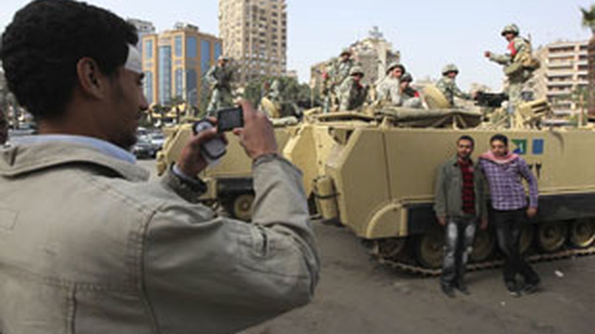 La quinta parte de los usuarios egipcios acceden a Facebook por el móvil. Foto: GTres