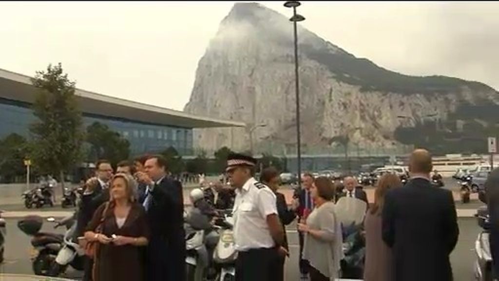 Los observadores de la Unión Europea visitan la frontera con Gibraltar