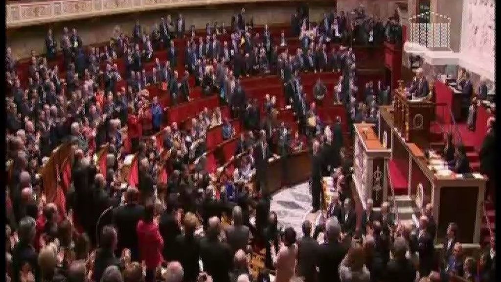 El Parlamento francés da luz verde al matrimonio homosexual