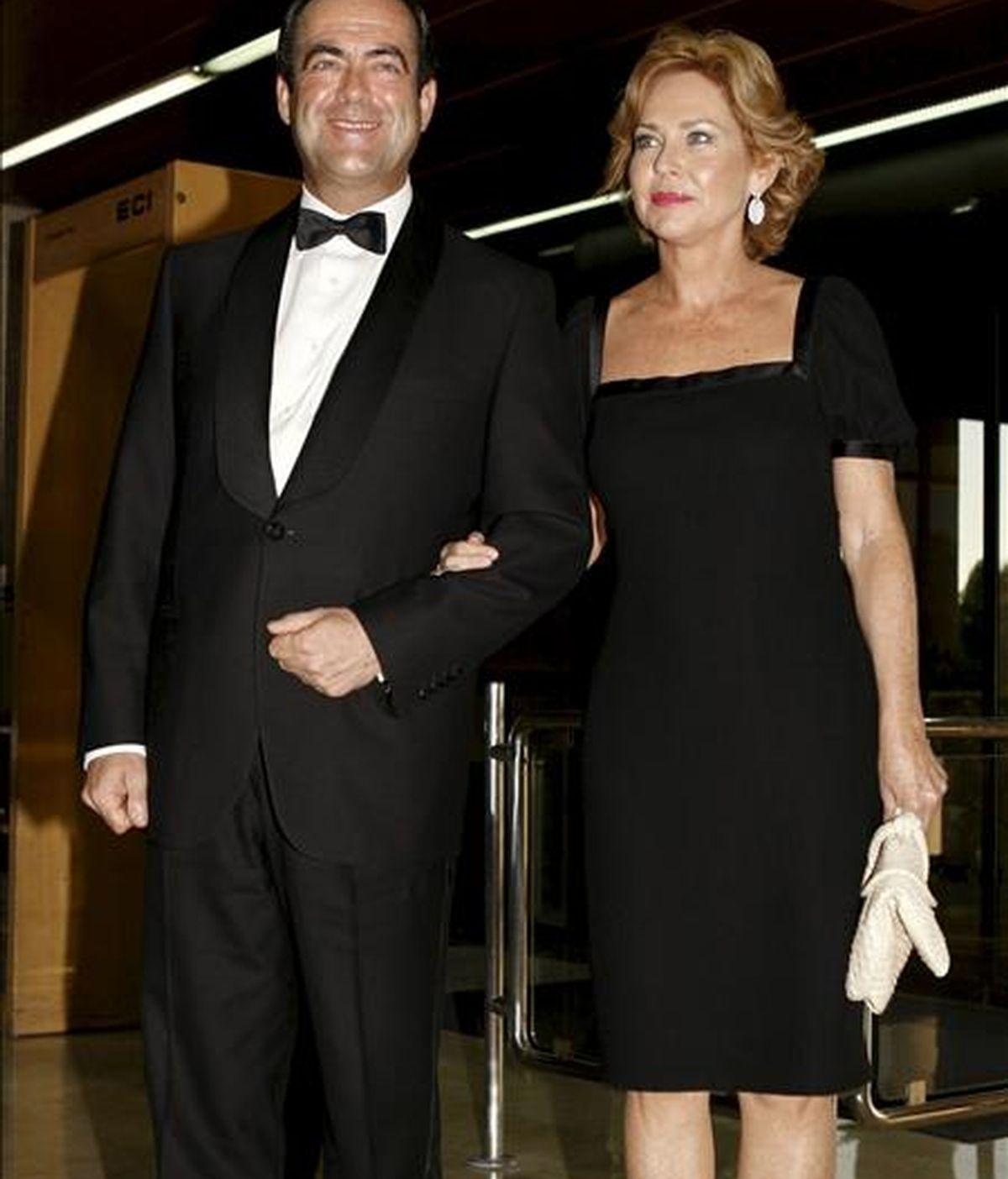 El presidente del Congreso de los Diputados, José Bono, y su esposa Ana Rodríguez Mosquera, que han decidido separarse de mutuo acuerdo. EFE/Archivo