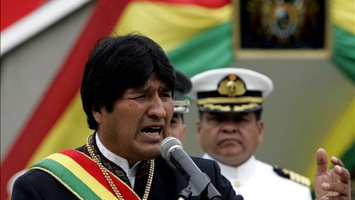 Imagen de este miércoles del presidente de Bolivia, Evo Morales, quien dijo que jamás renunciará a conseguir una salida soberana al mar y opinó que Perú perjudica una de las opciones bolivianas. EFE/Archivo