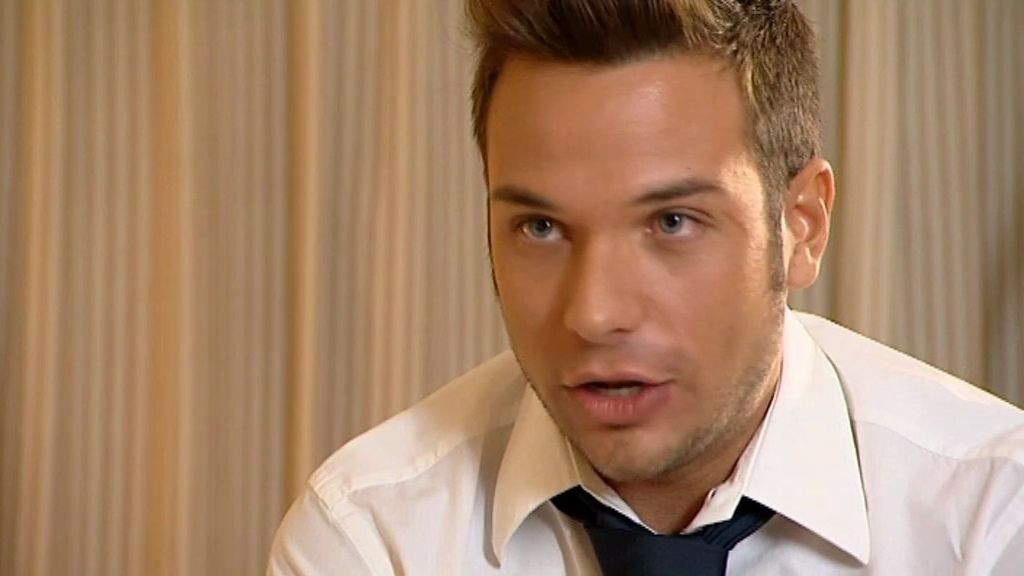 Las caras de sorpresa de Luis Ángel y su madre